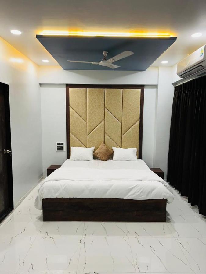 Hotel New City Light Surat Zewnętrze zdjęcie