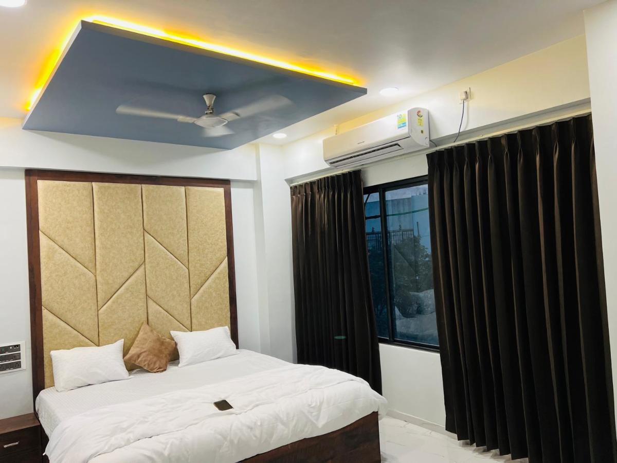 Hotel New City Light Surat Zewnętrze zdjęcie