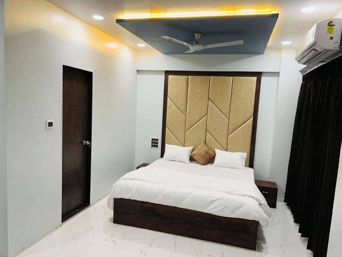 Hotel New City Light Surat Zewnętrze zdjęcie