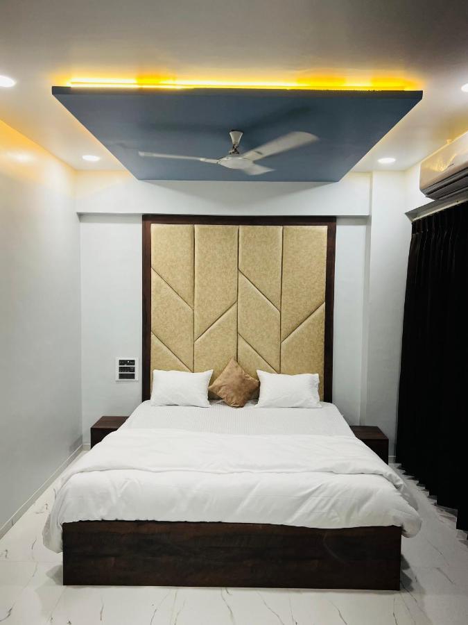 Hotel New City Light Surat Zewnętrze zdjęcie